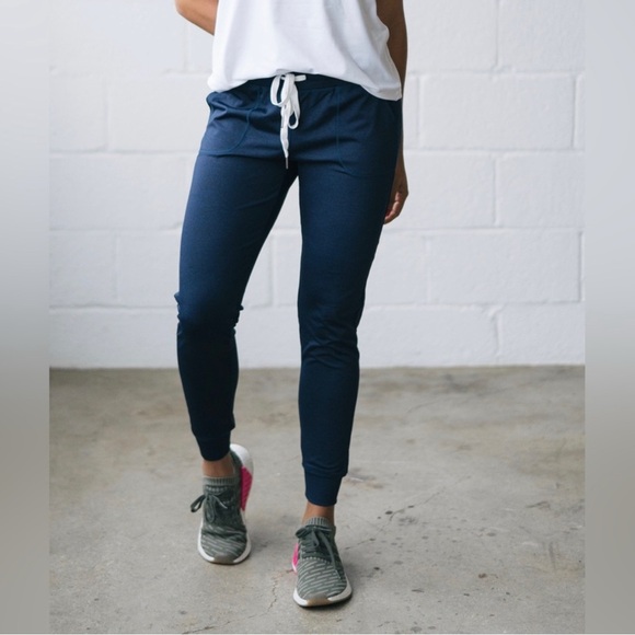 ZYIA Navy Cozy Joggers NWOT M - Picture 2 of 9